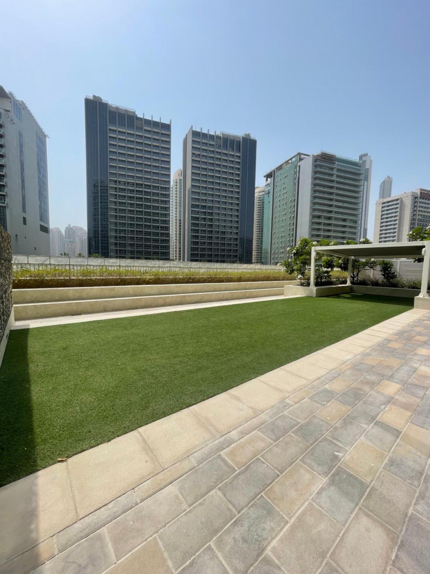 Wonderful Reva Aparthotel Downtown Dubai Exteriör bild