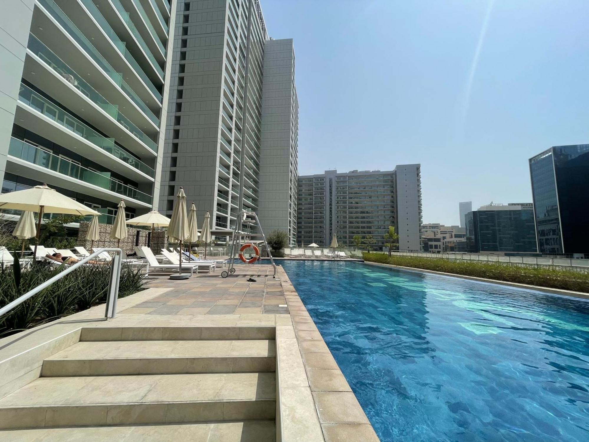 Wonderful Reva Aparthotel Downtown Dubai Exteriör bild
